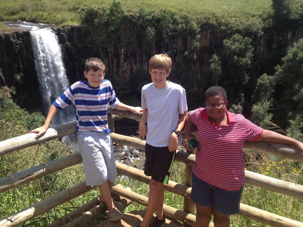Little Acres Drakensberg Accommodation Champagne Valley Экстерьер фото